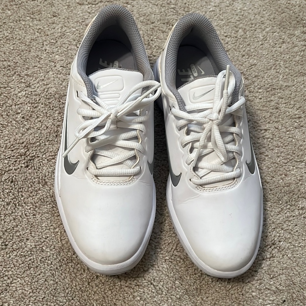 Nike women’s golf shoes